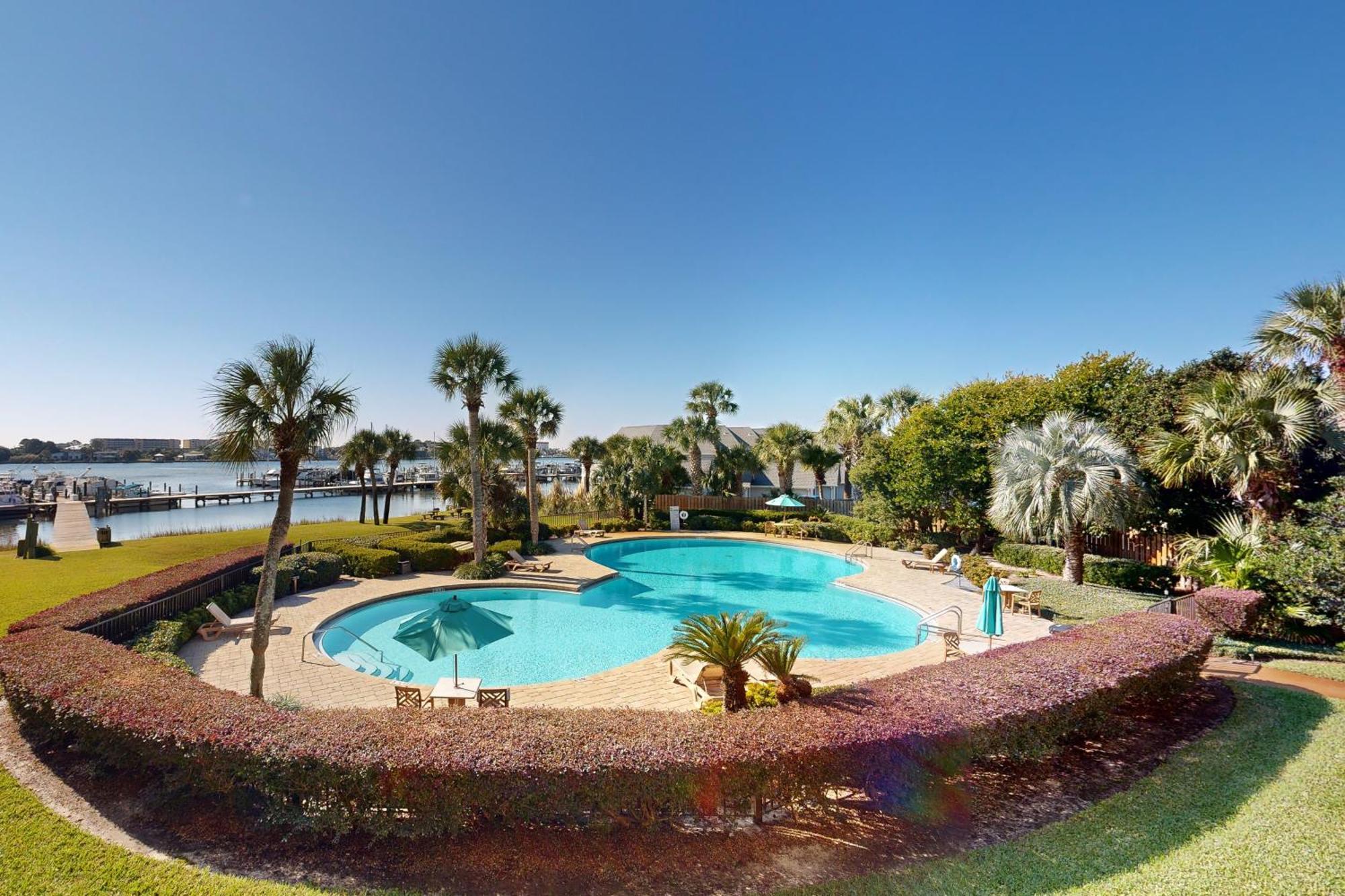 Отель Pirates Bay A210 Форт Уолтон Бич Экстерьер фото
